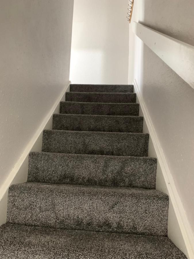 The Greens Apartment Farnworth Εξωτερικό φωτογραφία